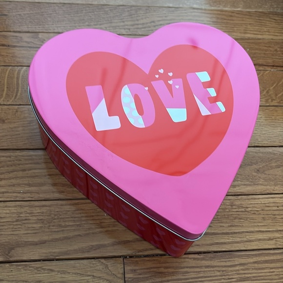 ✨FREE ITEMS✨ Items in the description below - Picture 9 of 10